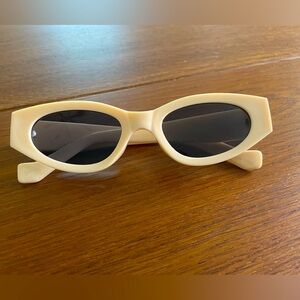 Vintage cream ivory cat-eye sunglasses